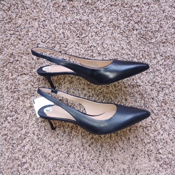 NWOB Lauren Ralph Lauren Lolah Black Leather 6.5 B , Slingback Kitten Heel - Picture 3 of 6